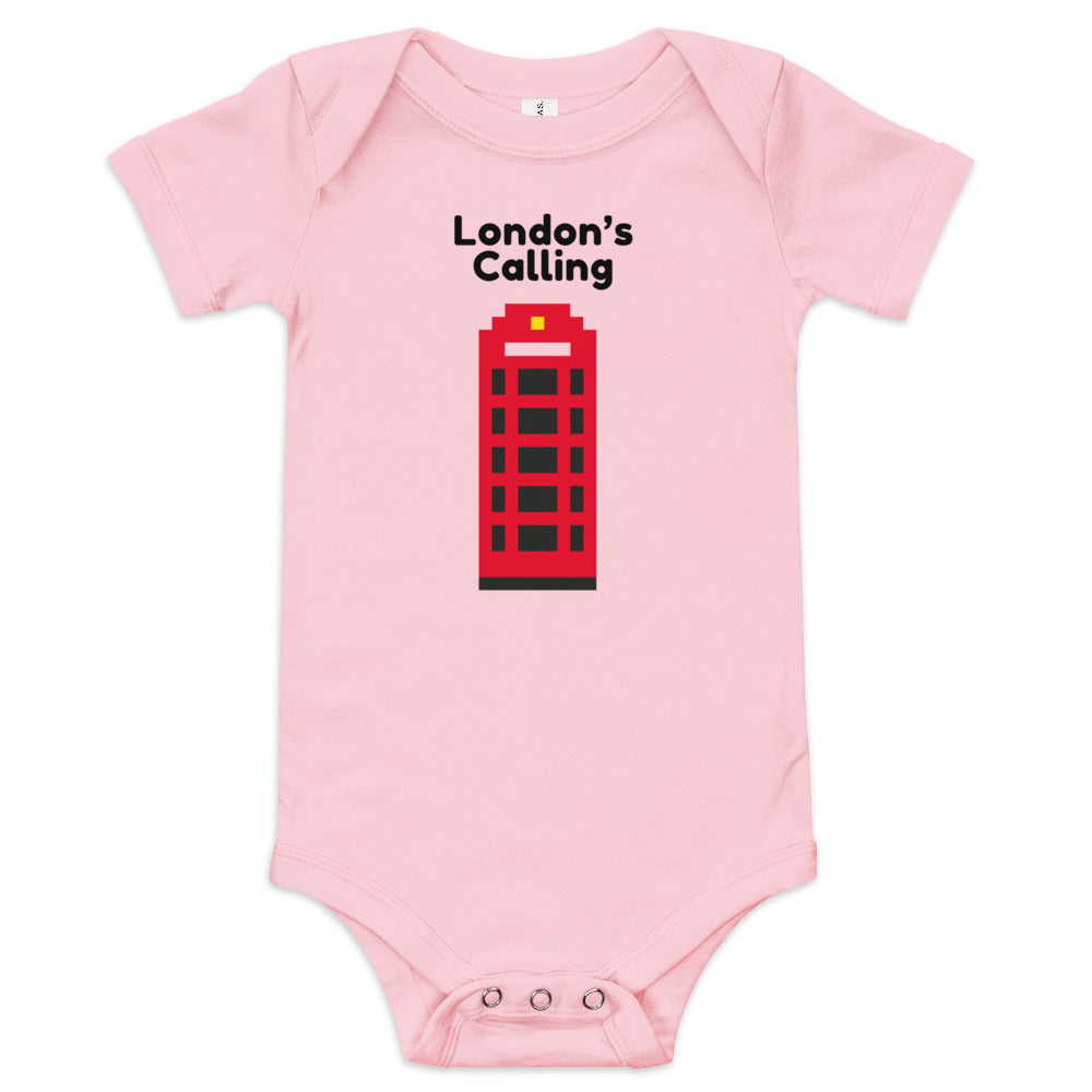Retro design of a British telecom telephone box and the words London’s Calling